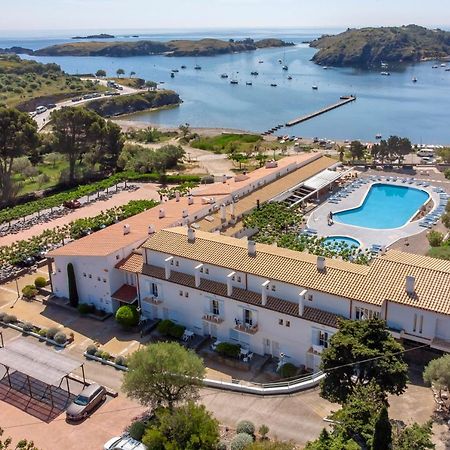 Hotel Calina Cadaques Luaran gambar