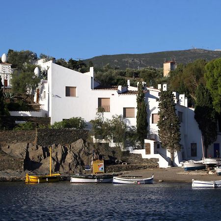 Hotel Calina Cadaques Luaran gambar