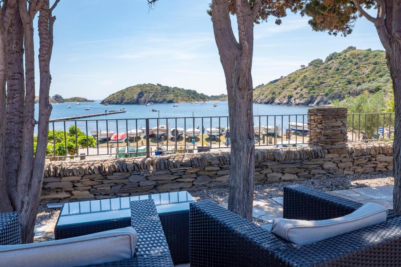 Hotel Calina Cadaques Luaran gambar