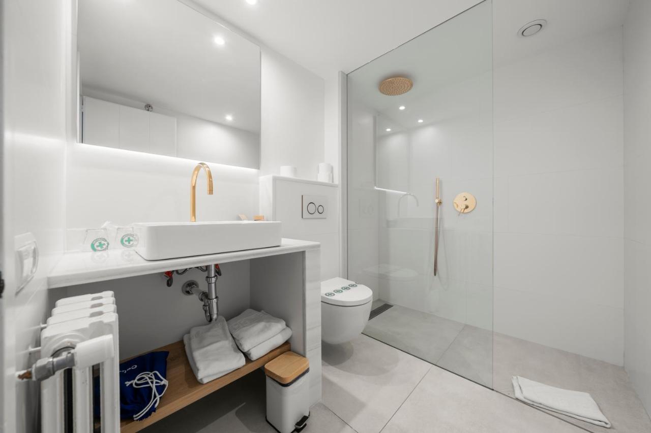 Hotel Calina Cadaques Luaran gambar