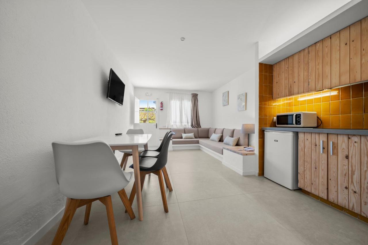 Hotel Calina Cadaques Luaran gambar