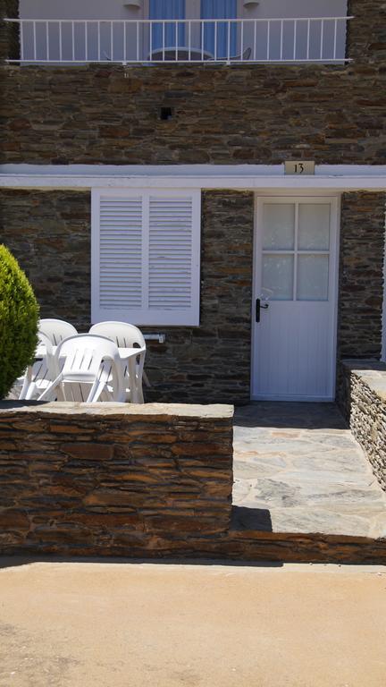 Hotel Calina Cadaques Luaran gambar